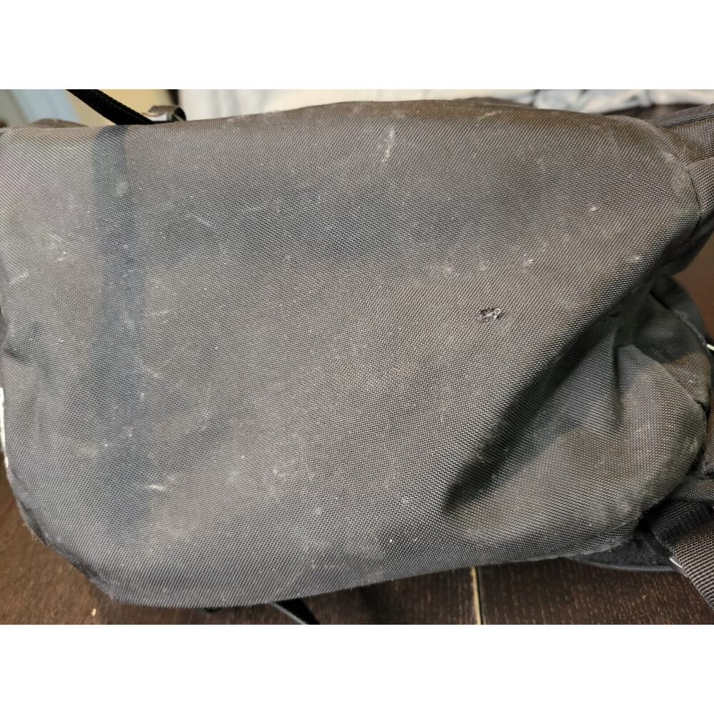 Macpac Black Rucksack/Backpack Pre-Owned - Picture 14 of 16